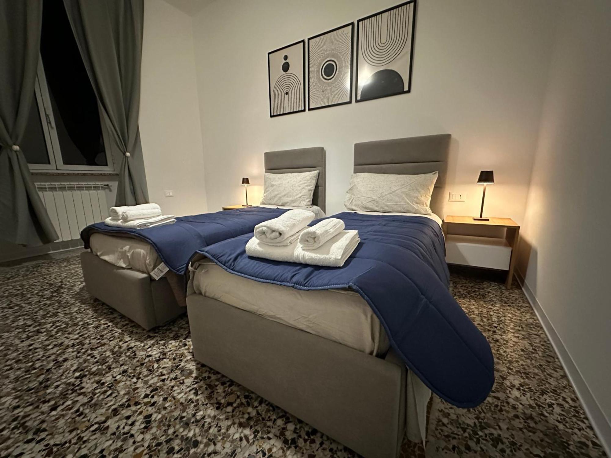 Mosaic Inn Генуя Экстерьер фото
